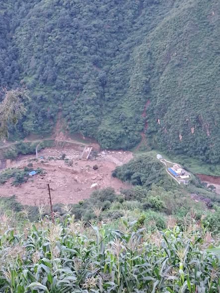 रोल्पामा पहिरोमा परेर दुई जनाको मृत्यु, दश जना बेपत्ता