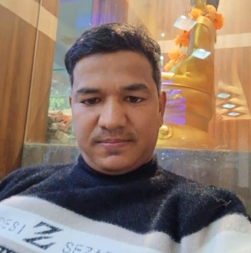 बाढी पीडितलाई कर्णाली कापी उद्योगका सञ्चालक विष्टद्वारा ९३ हजार बढी सहयोग